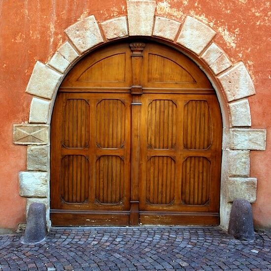 "Der Weg zur Heilung geht in unserer Zeit notwendig über das Handeln." Dag Hammarskjöld (1955)