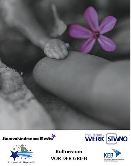 FOTO-AUSSTELLUNG | 
Spuren der Liebe - Was bleibt, wenn kleine Wunder sterben