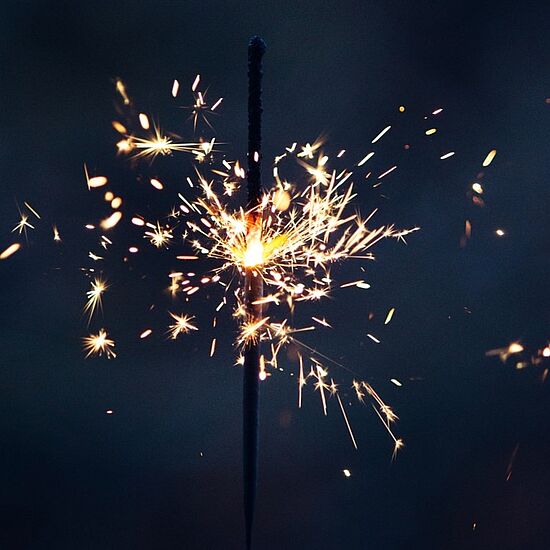 Um eine Mitte, die trägt - Basisgruppe:
Tanzend das neue Jahr beginnen