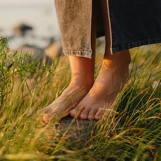 Bewegung - Begegnung - Besinnung:
Geh mit leisen Schritten