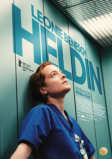 AUSGEBUCHT: Heldin